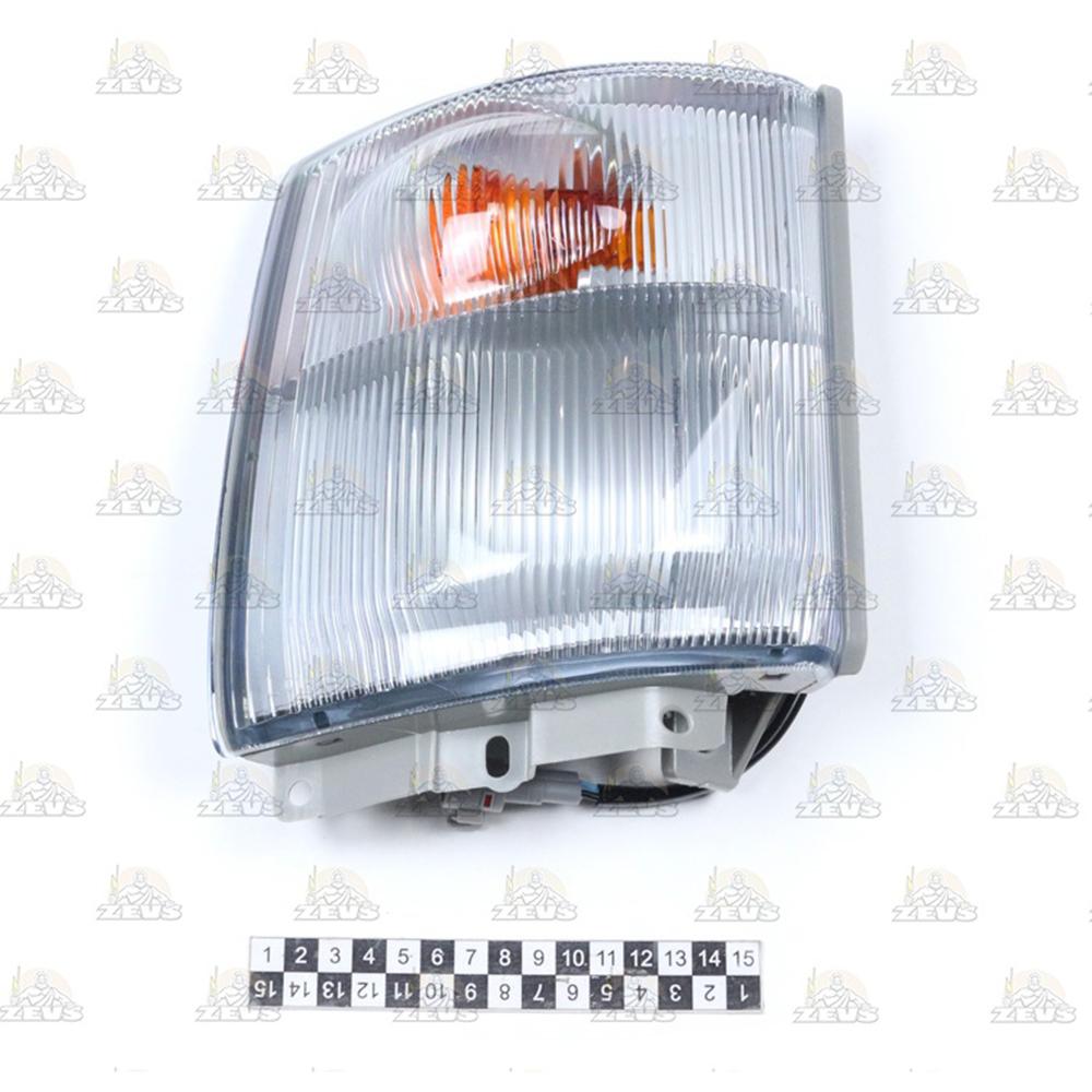 Указатель поворота и габаритов левый Hino-300 ш/к N04C Евро-3 | Zevs